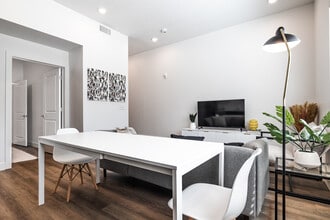 Alta Vue in Salt Lake City, UT - Foto de edificio - Interior Photo