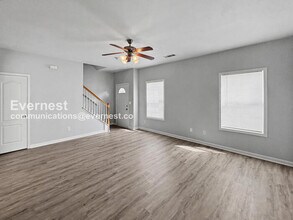 8637 Thomas Rd in Jonesboro, GA - Building Photo - Building Photo