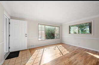 15334 Triskett Rd in Cleveland, OH - Building Photo - Building Photo