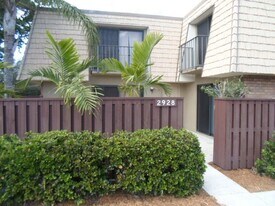 2928 SW Sunset Trace Cir in Palm City, FL - Building Photo
