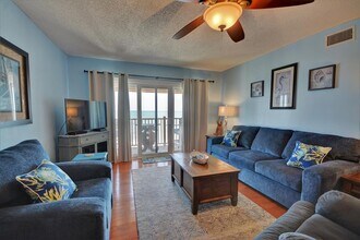 1840 New River Inlet Rd in North Topsail Beach, NC - Building Photo - Building Photo