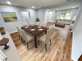 8116 Greenspan Ave in Dallas, TX - Building Photo