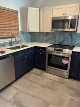 9440 Live Oak Pl in Davie, FL - Building Photo - Building Photo