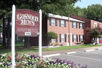 Gosnold Mews Apartments in Hampton, VA - Building Photo - Building Photo