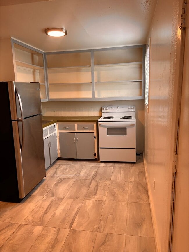 property at 3604 Oregon Dr