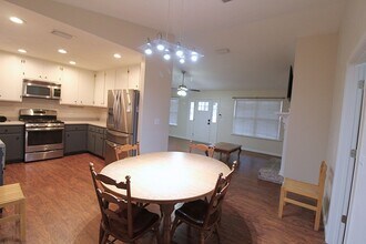 32 Andrew J Hargrett Sr Rd in Crawfordville, FL - Building Photo - Building Photo