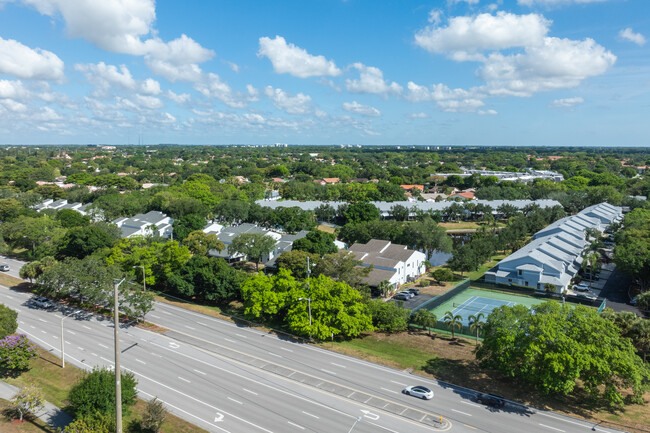 The Pines at Boca Del Mar in Boca Raton, FL - Building Photo - Building Photo
