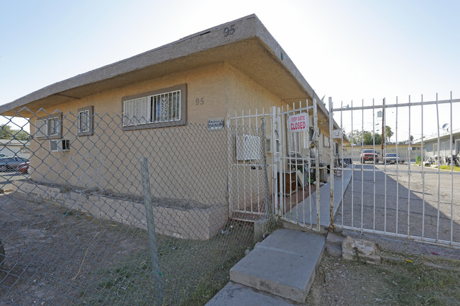 95-99 N 21st St in Las Vegas, NV - Foto de edificio - Building Photo