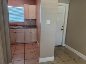 1665 17th Ave N in St. Petersburg, FL - Building Photo - Building Photo