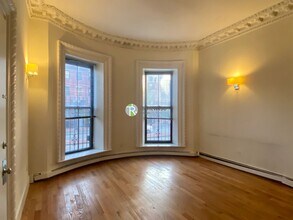 521 Massachusetts Ave, Unit 2 in Boston, MA - Building Photo - Building Photo