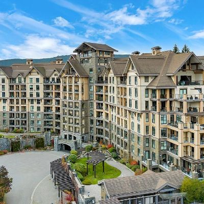 424-1400 Lynburne Pl in Victoria, BC - Building Photo - Building Photo