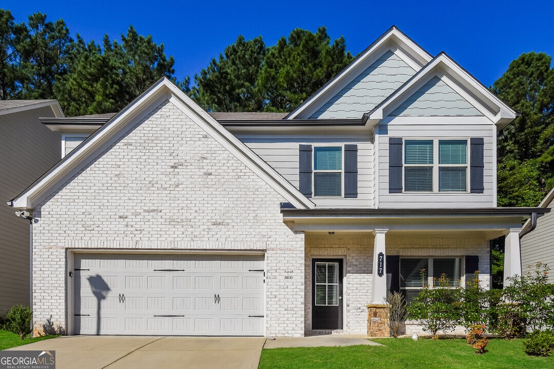 717 Overlook Gln Dr in Lawrenceville, GA - Building Photo