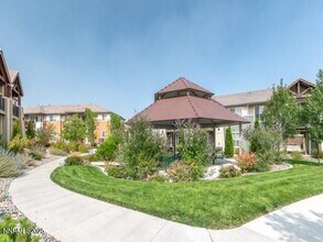 4769 Bougainvillea Cir in Sparks, NV - Foto de edificio - Building Photo