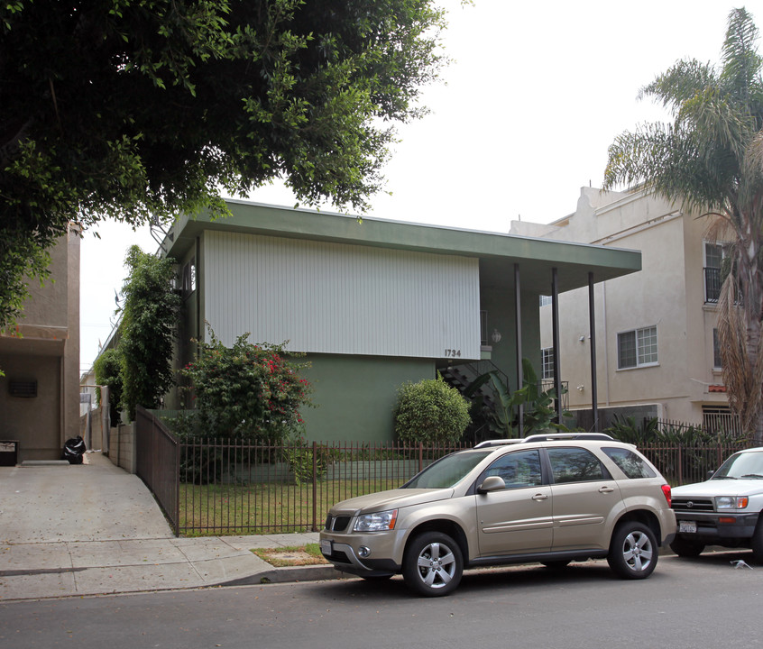 1734 Barry Ave in Los Angeles, CA - Building Photo