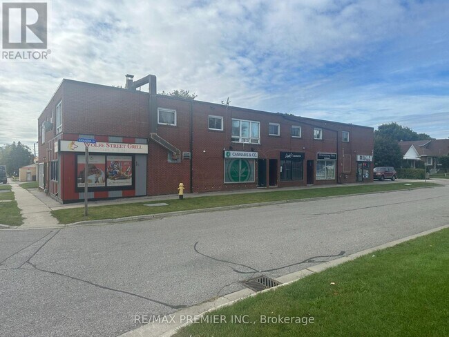 92 Wolfe St in Oshawa, ON - Building Photo - Building Photo