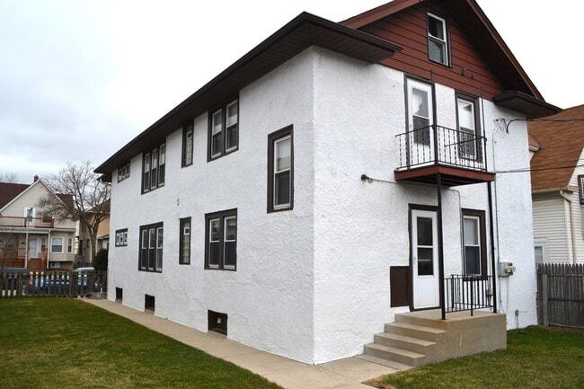 1448 S 73rd St, Unit 1448 in West Allis, WI - Building Photo - Building Photo