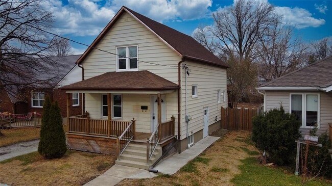 property at 454 George St