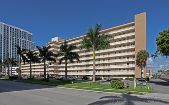 1893 S Ocean Dr Apartments