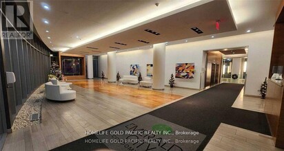 70-3470 Forest Manor Rd in Toronto, ON - Building Photo - Building Photo