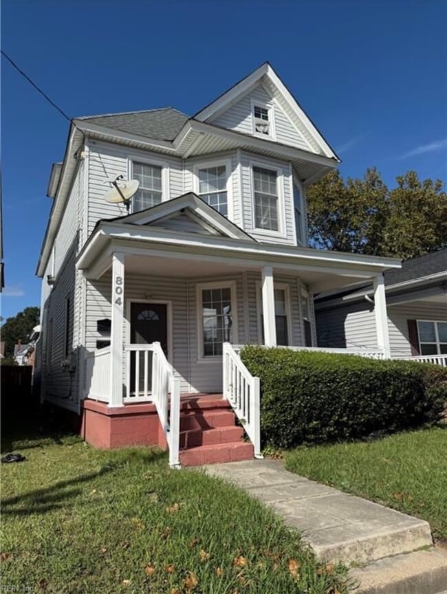 property at 804 E 26th St