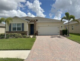 1401 Remington Trce Dr in Port Charlotte, FL - Building Photo