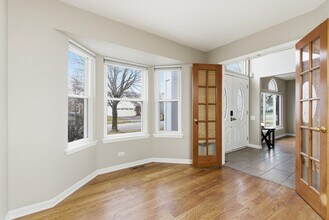 1604 Tara Belle Pkwy in Naperville, IL - Building Photo - Building Photo