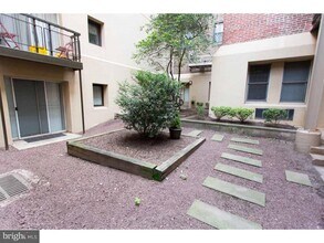 133 Arch St in Philadelphia, PA - Building Photo - Building Photo