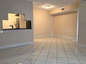 10054 Winding Lake Rd-Unit -103 in Sunrise, FL - Building Photo - Building Photo