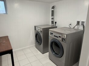 40 Temple St, Unit 1 in Somerville, MA - Foto de edificio - Building Photo