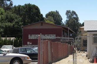 3227 Brookdale Ave in Oakland, CA - Building Photo - Building Photo