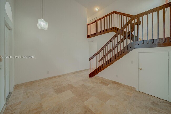 5035 SW 155th Ave in Miramar, FL - Building Photo - Building Photo