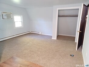 56 Wakelee Ave in Shelton, CT - Building Photo - Building Photo