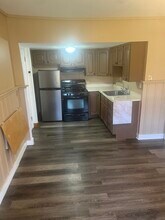 15 Chisholm Ave, Unit #1 in Brockton, MA - Building Photo - Building Photo