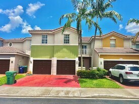 8021 NW 114th Pl in Medley, FL - Building Photo