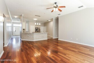 2378 Bentwater Dr W in Jacksonville, FL - Building Photo - Building Photo