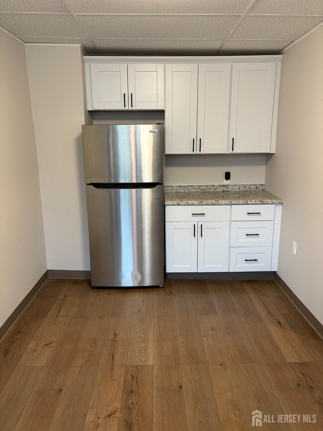 136 Old York Rd in Bridgewater, NJ - Building Photo - Building Photo