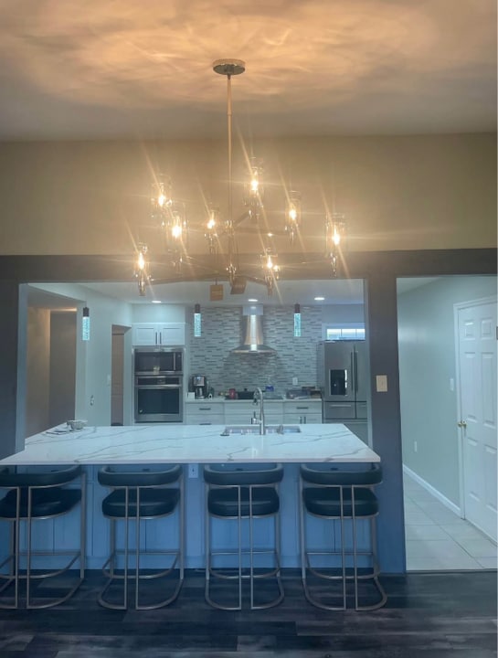 1972 Meadow Ln in Wyomissing, PA - Building Photo