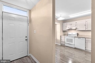 9116 Tymat Ct in Laurel, MD - Building Photo