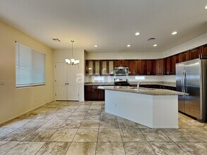 7825 S 73rd Ln in Phoenix, AZ - Building Photo - Building Photo