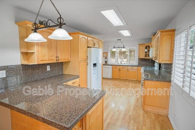 21643 Spice Ct in Santa Clarita, CA - Building Photo - Building Photo