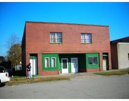 114-116 D St in South Charleston, WV - Building Photo