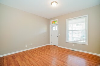 392-394-394 N Garfield Ave in Columbus, OH - Building Photo - Building Photo