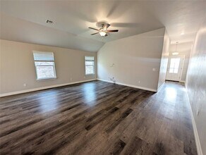 9133 Yassir Blvd in Yukon, OK - Building Photo - Building Photo