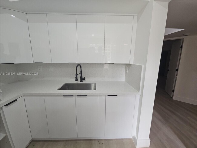 13067 SW 88th Terrace S in Miami, FL - Building Photo - Building Photo