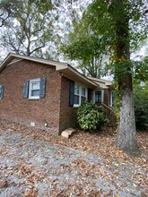 1200 E 14th St-Unit -Unit B in Greenville, NC - Building Photo - Building Photo