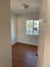 151 E 108th St in Los Angeles, CA - Building Photo - Building Photo