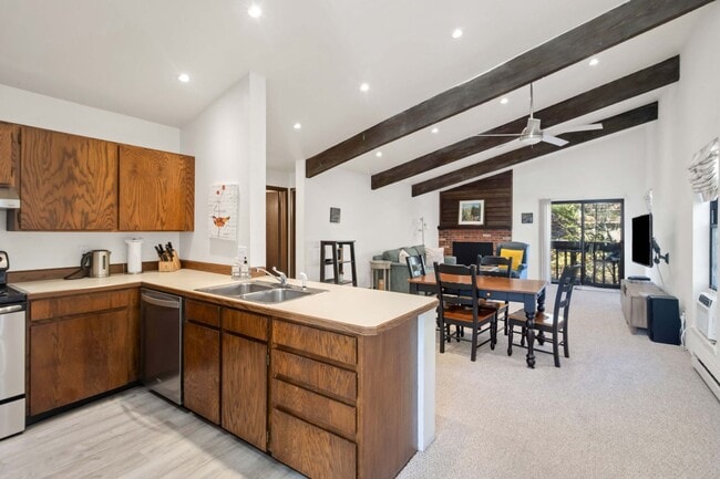 2505 Cisar Ct in Glenwood Springs, CO - Foto de edificio - Building Photo