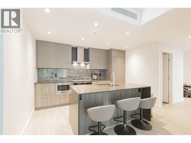 property at 2288-2288 Alpha Ave