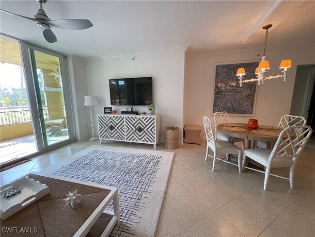 property at 2748 Tiburon Blvd E