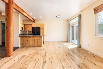 1039 Lincoln Ln in Park City, UT - Building Photo - Building Photo